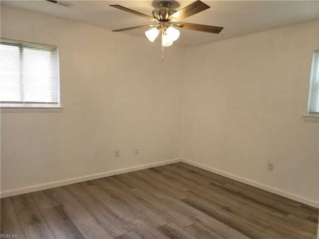Building Photo - 932 Gossman Dr