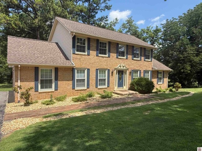 Building Photo - 5935 Merrydale Dr