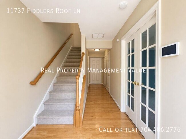 Building Photo - 11737 Fiddlers Roof Ln