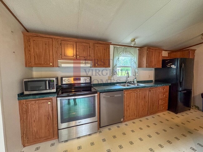 Building Photo - 3Bed/2Bath Single Wide Home