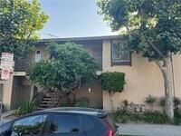 Building Photo - 2331 Lillyvale Ave