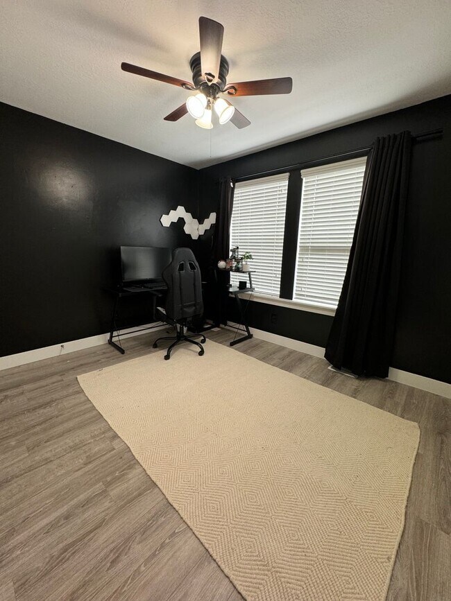 Building Photo - Beautiful Herriman Home for rent!