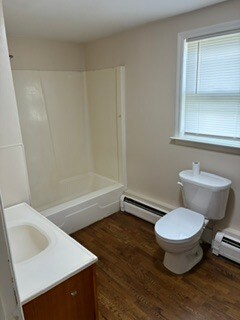 Building Photo - 28 Comstock St