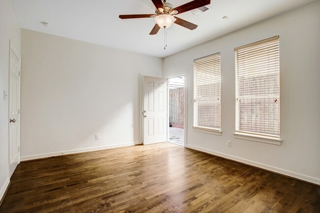 Building Photo - 1804 Colquitt St
