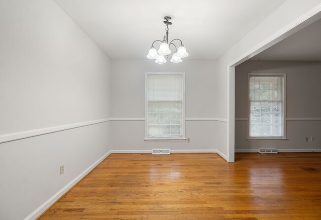 Building Photo - Chapel Hill Ranch Lakeshore community