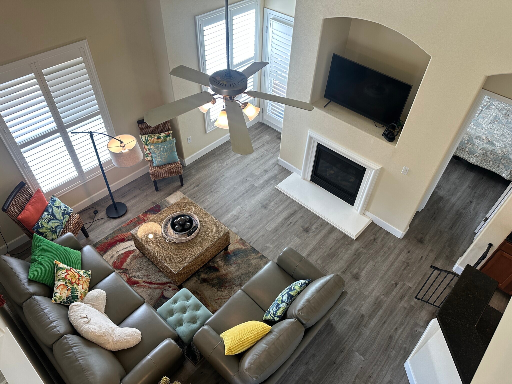 Building Photo - 5350 Dunlay Dr