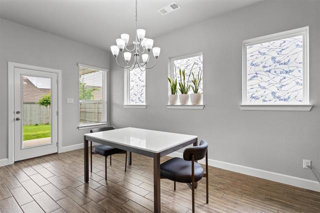 Building Photo - 2304 Clancy Dr