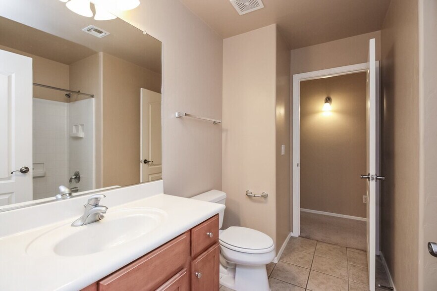 Building Photo - 10581 E Feltleaf Willow Trl