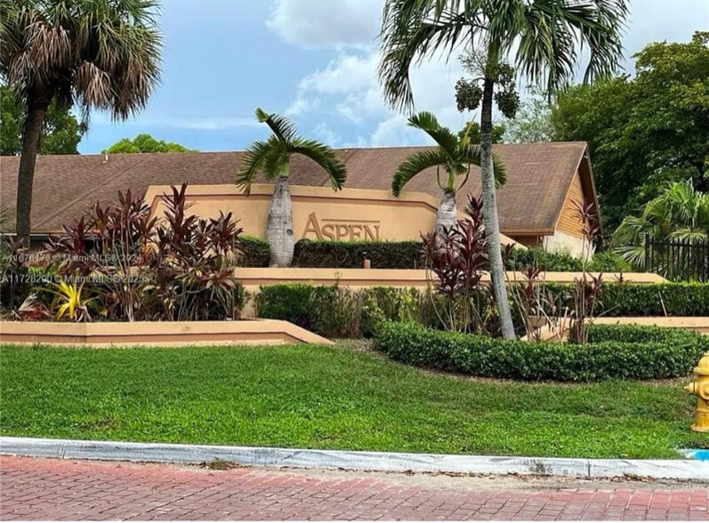 Building Photo - 6763 NW 186th Ln
