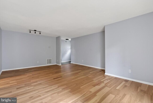 Building Photo - 4194 Pleasant Meadow Ct