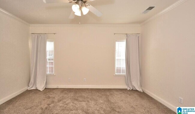 Building Photo - 107 Castlehill Dr