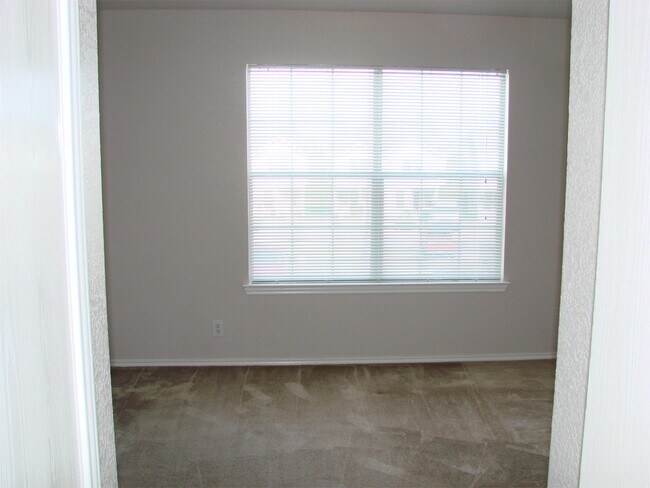 Building Photo - 73 Autumn Pass