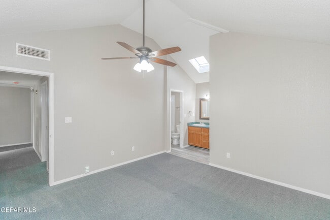 Building Photo - 12029 Crown Woods Ct