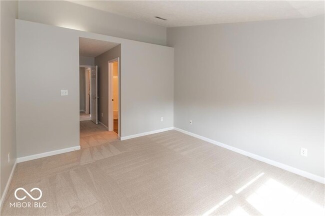 Building Photo - 9361 Eden Woods Ct