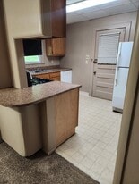 Building Photo - 391 Protzman St