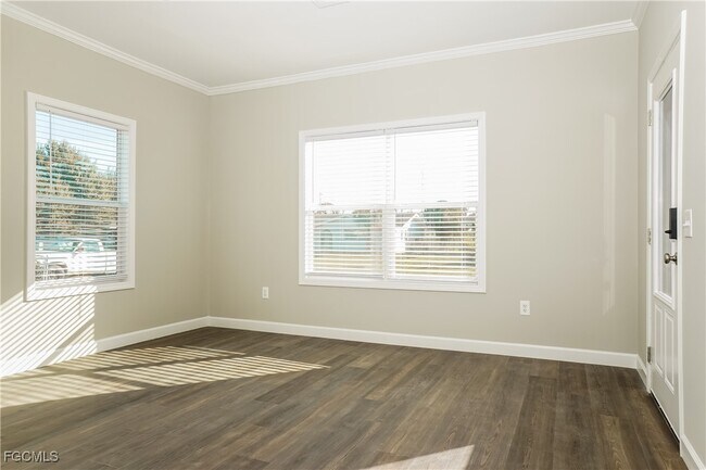 Building Photo - 12311 Tangier St