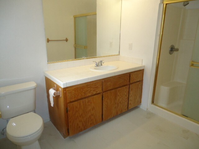 Building Photo - 1986 W Roby Ave