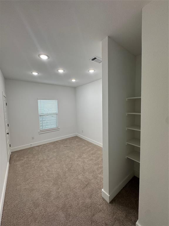 Building Photo - 4604 Bricker St