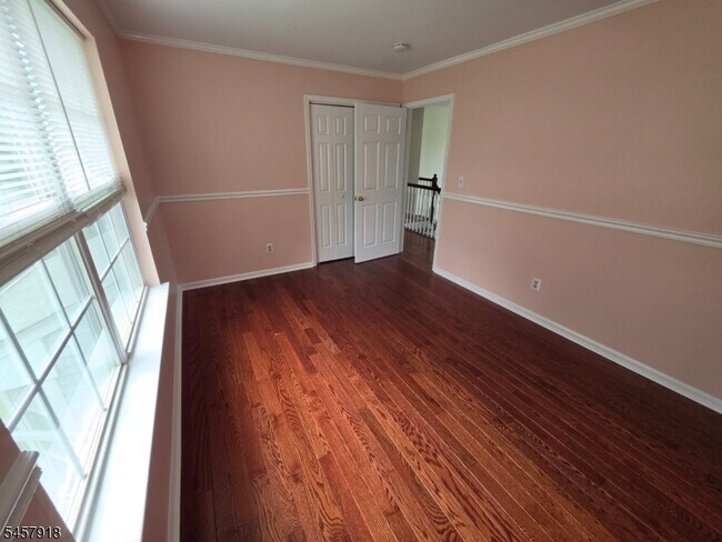 Building Photo - 36 Wexford Way