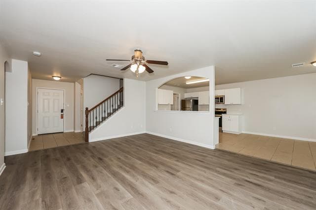 Building Photo - 111 Watering Hole