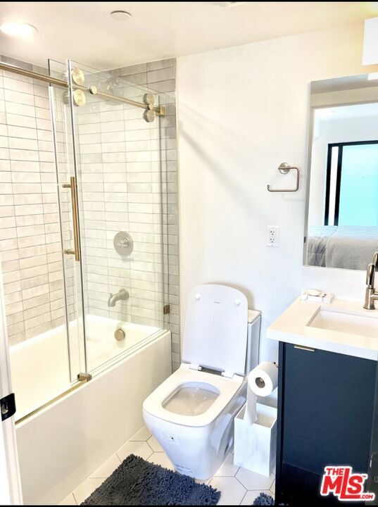 Building Photo - 11326 Victory Blvd