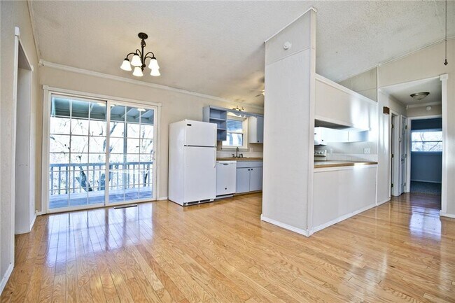 Building Photo - 11 Bromwich Ln