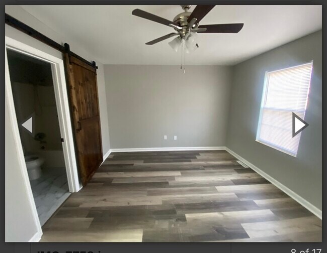 Building Photo - 940-702 Glenn Street, West Columbia, SC 29169