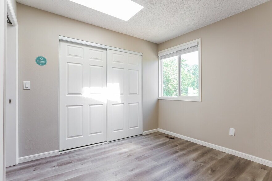 Building Photo - 8428 Rabbitbrush Way
