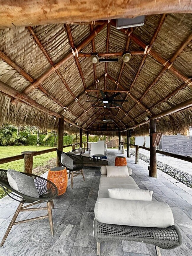 Building Photo - 223 NW 129th Ave