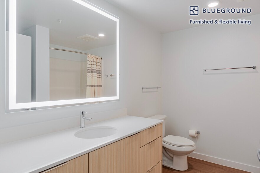 Building Photo - 8709 161st Avenue Northeast