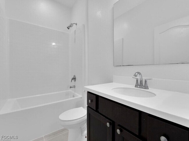 Building Photo - 2032 NW 32nd Ct