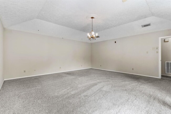 Building Photo - 4010 Paraguay Cir