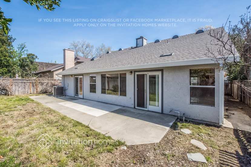 Building Photo - 8767 Hollowstone Way