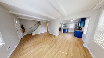 Building Photo - 23304 Pam Ct