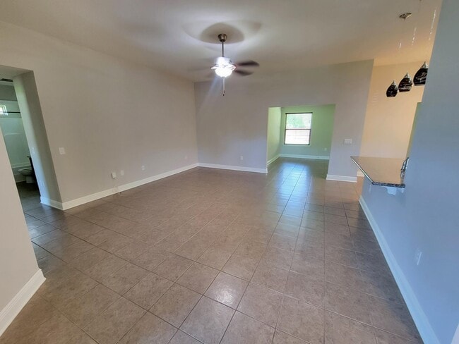 Building Photo - 6624 Flintwood St