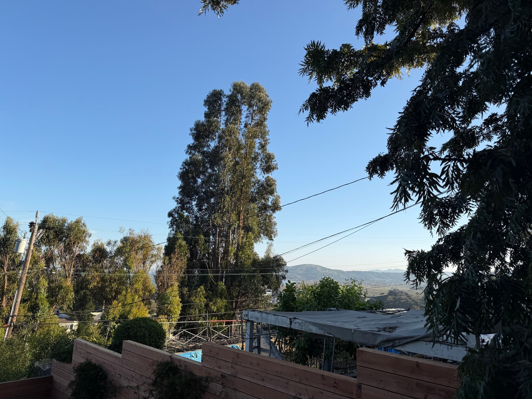 Building Photo - 216 Via La Cumbre