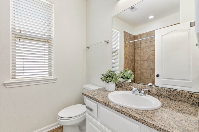 Building Photo - 35 E Wolf Cabin Cir