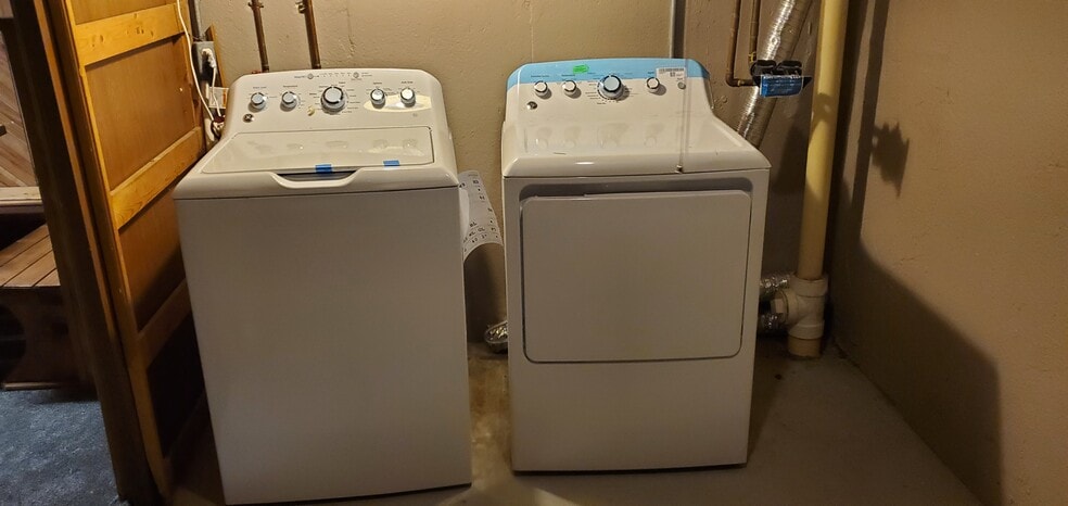 Brand new washer & dryer - 1110 Timbercreek Dr