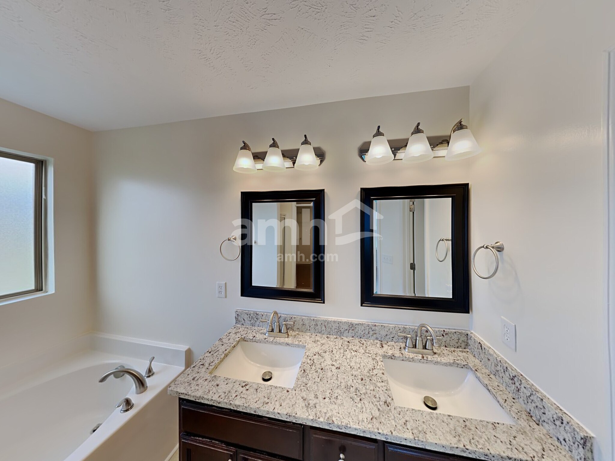 Building Photo - 1034 Shallow Water Way
