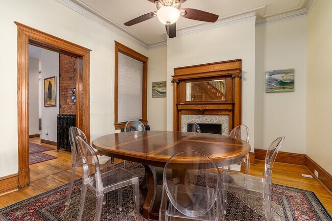 Building Photo - 2633 Adams Mill Rd NW