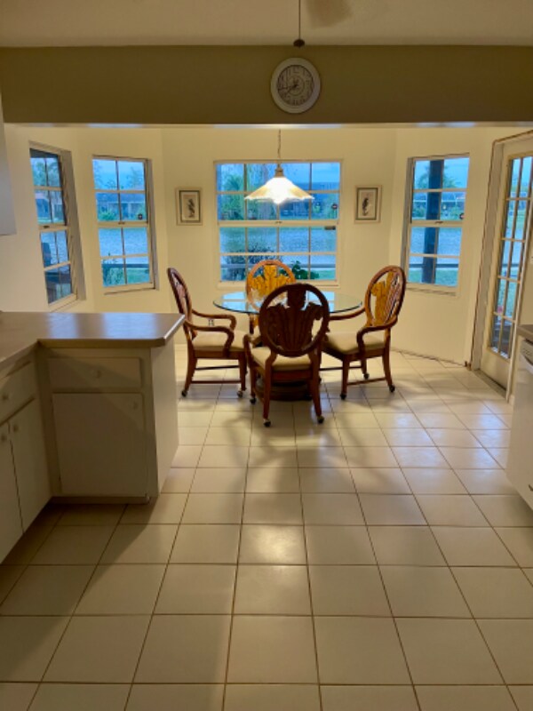 Building Photo - 24769 Paradise Rd