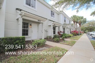 Building Photo - 8070 Pacific Beach Dr