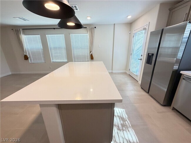 Building Photo - 541 Bellum Dr