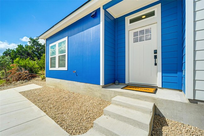 Building Photo - 10636 Lake Park Dr