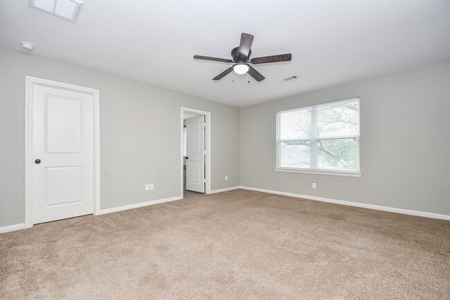 Building Photo - 8215 Bonaire St