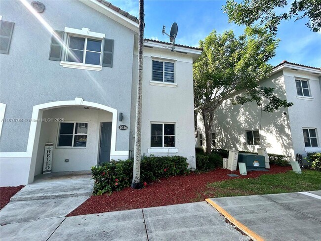 Building Photo - 3036 SE 15th Ave