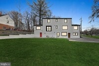 Building Photo - 9200 Cedar Ln