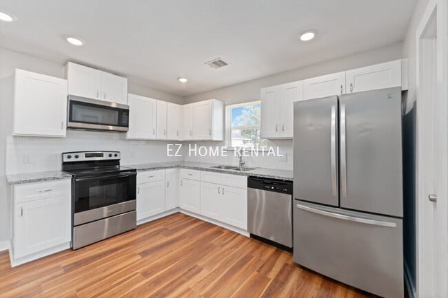 Building Photo - 8617 Clarington St