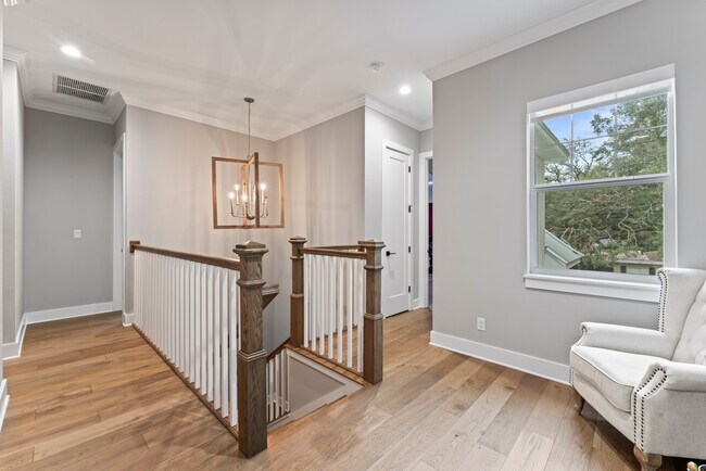 Building Photo - 3314 W Villa Rosa St