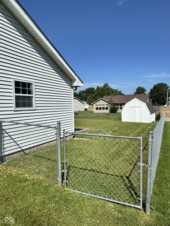 Building Photo - 39 Cedarwood Dr